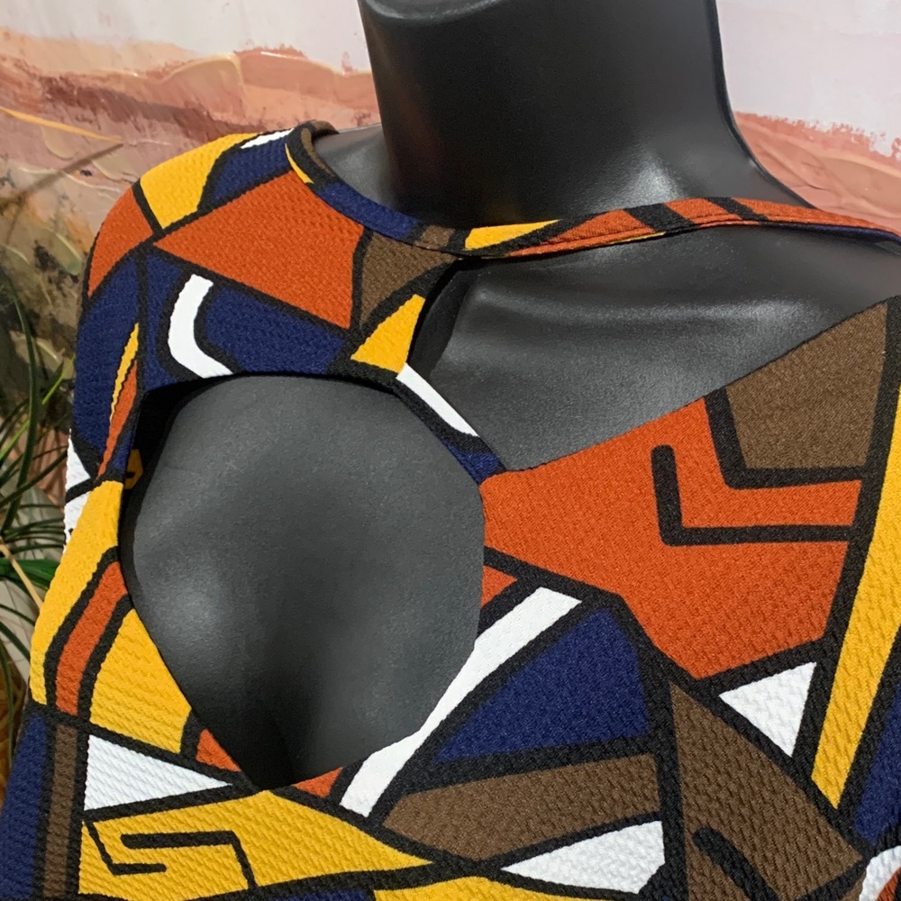 Geometric Patterned Dress - Multicolor - Picture 9 of 14